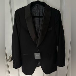Indochino Men’s All Black Tuxedo with Pants Brand New Never Been Worn